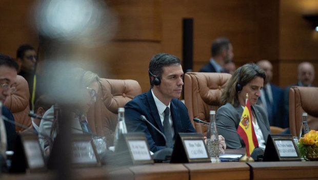ep el presidente del gobierno pedro sanchez y la vicepresidenta tercera y ministra para la