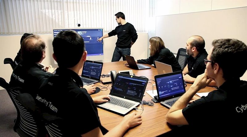 ep formacion sobre la plataforma minsait cyber range de indra