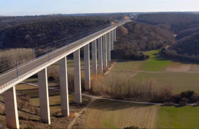 ep viaducto en la linea de alta velocidad madrid barcelona