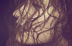 1575981754 pelo mojado