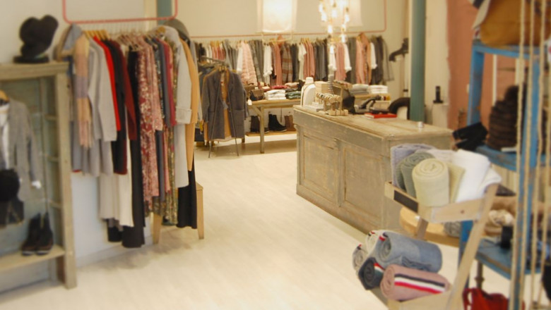 1653643613 the closet 5jpg