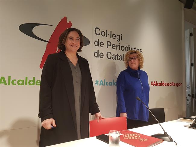 A la izquierda, la alcaldesa de Barcelona, Ada Colau | EUROPA PRESS ep aizquierda la alcaldesabarcelona ada colau