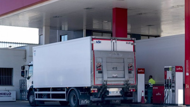 ep archivo   imagen de archivo de un camion