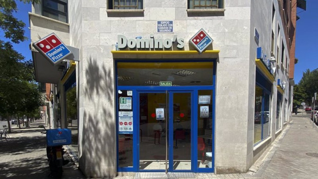 ep archivo - un establecimiento de dominos pizza en madrid a 17 de julio de 2020 la cadena de comida