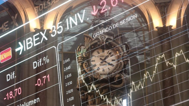 ep economia- el rendimiento bono espanol a 10 anos toca un nuevo minimo historico en el -0017
