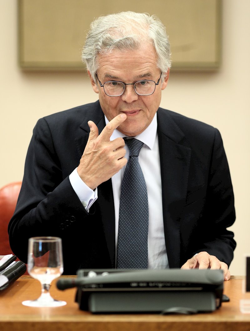 ep el presidente de la comision nacional del mercado de valores sebastian albella amigo