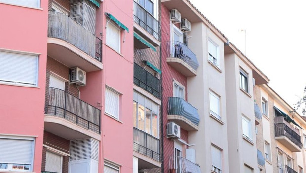 ep fachada de pisos en alquiler