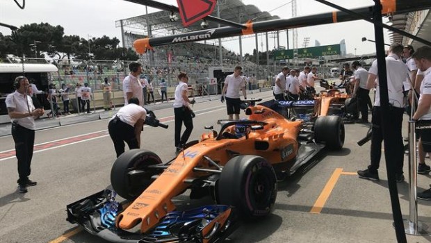 ep fernando alonso mclaren engp azerbaiyan