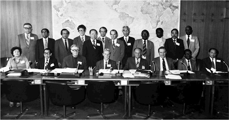 ep foto de la 33 asamblea mundial de la salud el 8 de mayo de 1980 en el que se declaro la