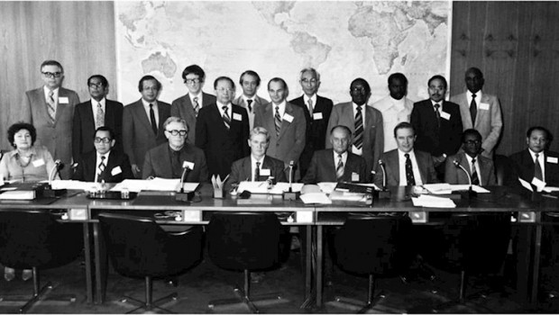 ep foto de la 33 asamblea mundial de la salud el 8 de mayo de 1980 en el que se declaro la