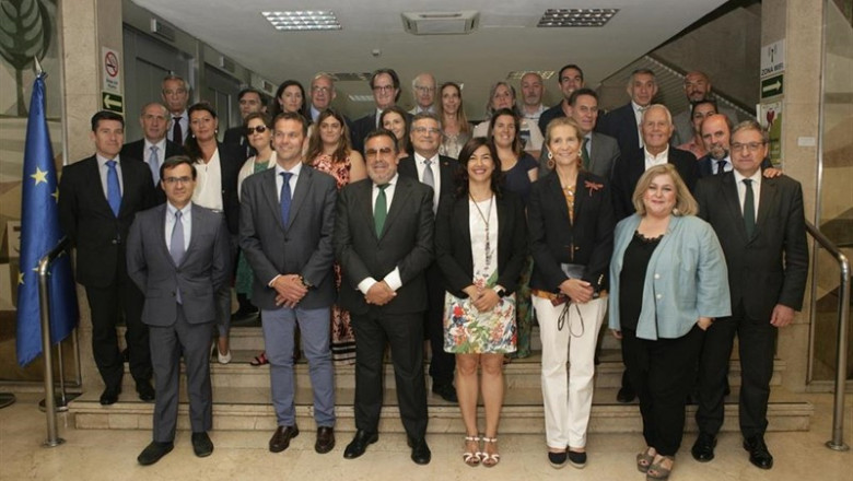 ep fotofamiliala asamblea general ordinariacpesarinfanta elena miguel carballedamaria jose rienda