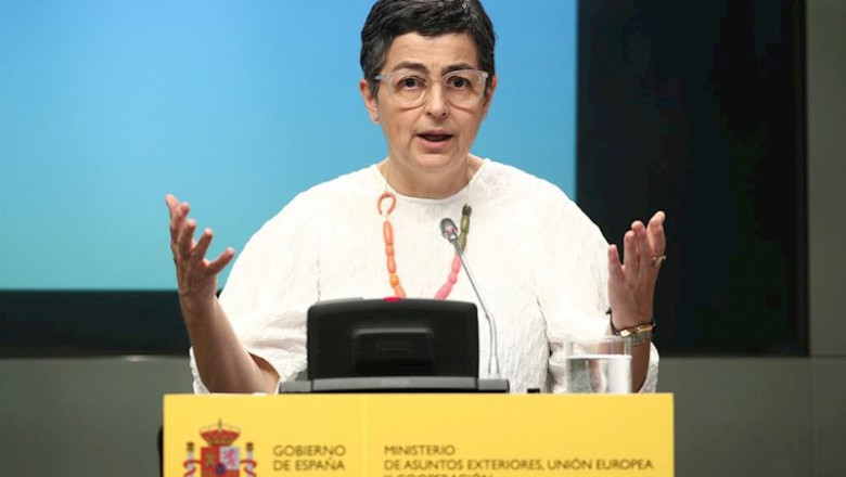 La ministra de Asuntos Exteriores, Unión Europea y Cooperación, Arancha González Laya, interviene durante su reunión con su homólogo polaco Jacek Czaputowicz, en el Palacio de Viana. Calle Duque de Rivas, 1, Madrid, (España), a 10 de julio de 2020. | Eduardo Parra - Europa Press ep la ministra de asuntos exteriores union europea y cooperacion arancha gonzalez laya interviene