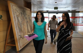 ep la portavozunidasenasambleamadrid isa serra i se dirigeuna reunionla juntaportavoceslos grupos parlamentariosla asambleamadrid