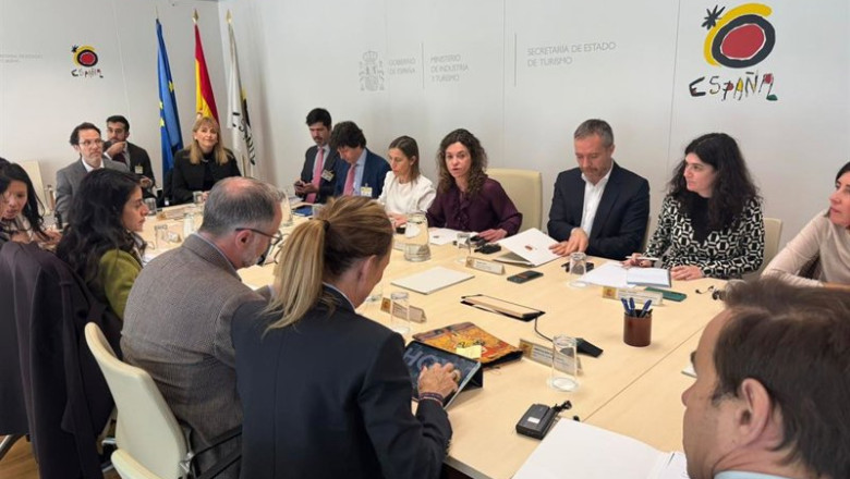 ep la secretaria de estado de turismo de espana se reune en un encuentro de seguimiento junto al