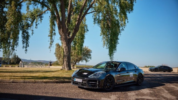 ep porsche panamera 20230914130002