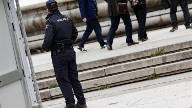 ep recursospolicia nacional agente agentes policia policias policiasla unidad zetas
