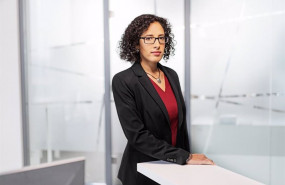 ep skoda nombra a arwa oeljeklaus nueva directora de la region de africa del norte