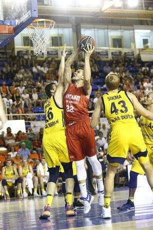 Sulejmanovic en un amistoso del Montakit Fuenlabrada ante el Alba Berlín | EMILIO COBOS ep sulejmanovicun amistosomontakit fuenlabradaalba berlin