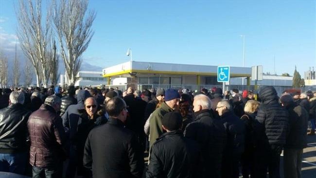 Trabajadores de Opel protestando en la fábrica de Zaragoza | UGT ep trabajadoresopel protestandola fabricazaragoza