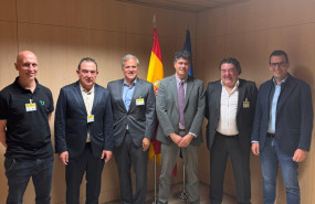 fotografa de izquierda a derecha marc mund ceo son vera david de gea ceo avanza fibra javier de paz ceo localcom matas gonzlez marn secretario general de telecomunicaciones jos carlos oya ceo 7 play y fotografa de izquierda a derecha marc mund ceo son vera david de gea ceo avanza fibra javier de paz ceo localcom matas gonzlez marn secretario general de telecomunicaciones jos carlos oya ceo 7 play y