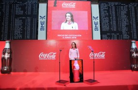 sol daurella la presidenta de coca-cola european partners en la salida a bolsa