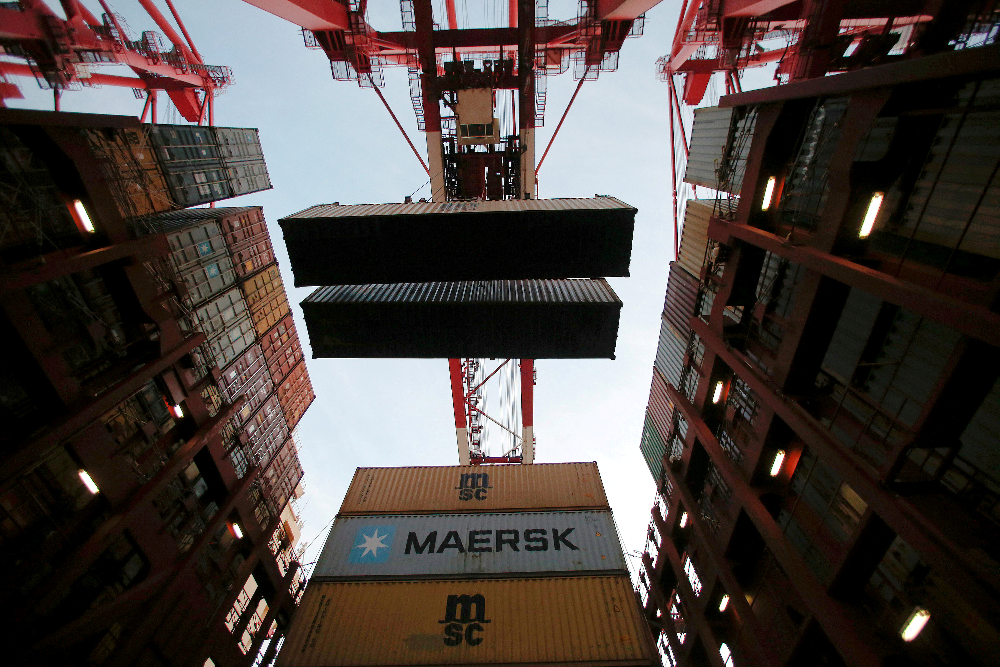container-maersk-shipping
