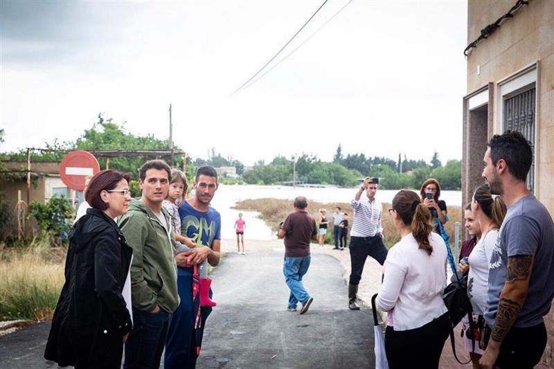 ep albert rivera visita murcia para ver las zonas afectadas por las inundaciones