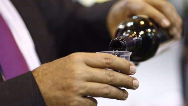 ep archivo   botella de vino