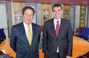 ep archivo   el director general de arquia banca javier ventura y el presidente de la entidad javier