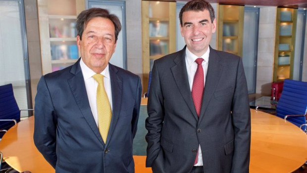 ep archivo   el director general de arquia banca javier ventura y el presidente de la entidad javier