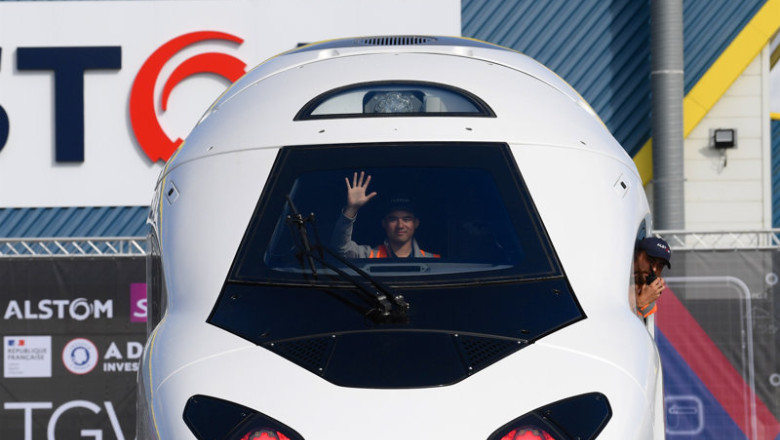 TGV M / Avelia Horizon first train reveal - September 9th, 2022 - Alstom Bellevue, La Rochelle FranceEvent Alstom & SNCF with press, local VIP | OLIVIER SCHINDLER ep avelia horizon first train reveal september 9th 2022 alstom bellevue la rochelle franceevent