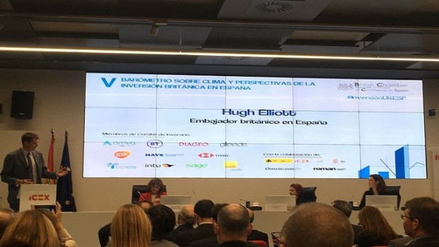 ep el embajador britanico en espana y andorra hugh elliot interviene en la presentacion del v