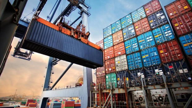 ep el estancamiento de exportaciones y el aumento de importaciones agravan el deficit comercial