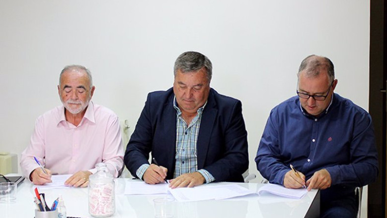 ep el nuevo convenio para el sector de tejas y ladrillos sube los salarios un 4 para 2023 ep el nuevo convenio para el sector de tejas y ladrillos sube los salarios un 4 para 2023