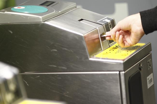Estación de Metro de Madrid, máquina, máquinas, billete, billetes, viajero | EUROPA PRESS ep estacionmetromadrid maquina maquinas billete billetes viajero