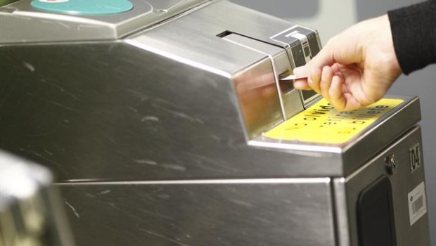 ep estacionmetromadrid maquina maquinas billete billetes viajero