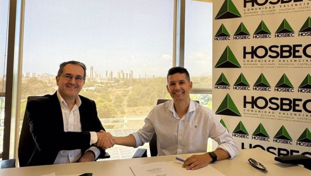 ep firma del acuerdo entre iberdrola y hosbec