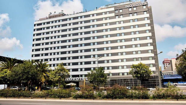 ep ibervalles crece en el segmento hotelero con la compra del novotel valencia lavant a pictet