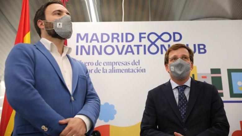 Niño y Almeida en Madrid Food Innovation Hub. | AYUNTAMIENTO DE MADRID ep nino y almeida en madrid food innovation hub