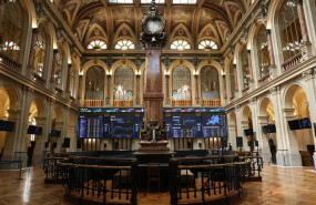 ep paneles del ibex en el palacio de la bolsa de madrid a 31 de julio de 2026 en madrid espana 20260805091103