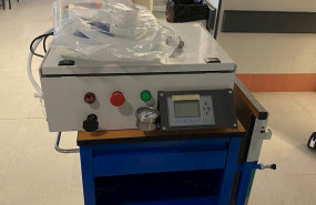 ep prototipo del respirador usado con un paciente en antequera malaga imagen de archivo
