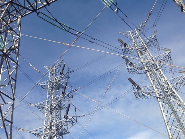 https://img1.s3wfg.com/web/img/images_uploaded/6/a/ep_torresalta_tension_electricidad_luz.jpg