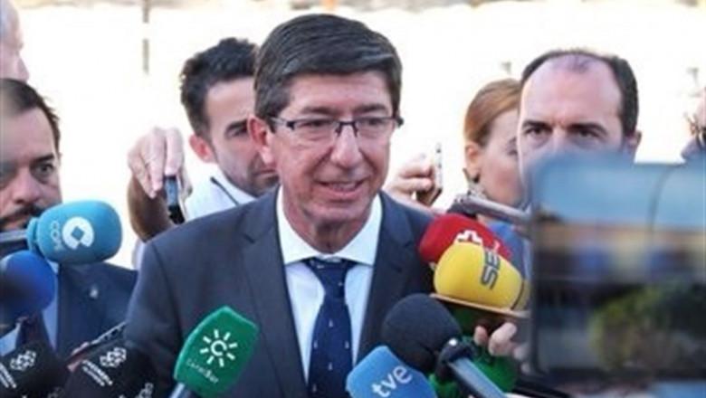 El vicepresidente de la Junta y líder de Cs en Andalucía, Juan Marín, atiende a los medios. | CIUDADANOS ANDALUCÍA ep vicepresidentela juntalidercsandalucia juan marin atiendelos medios