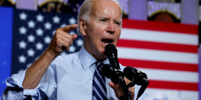 usa biden critique les republicains pro trump prone un vote democrate aux midterms 