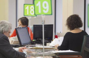 ep archivo   trabajadores trabajador trabajo oficinas empresa empresas
