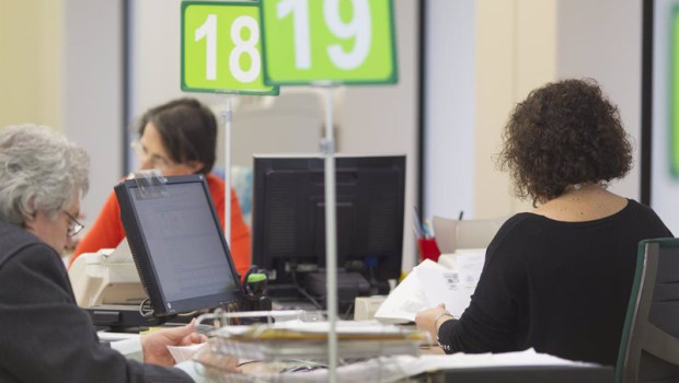 ep archivo   trabajadores trabajador trabajo oficinas empresa empresas