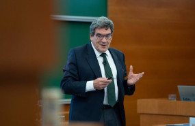 ep el gobernador del banco de espana jose luis escriva interviene durante la conferencia sobre ia en