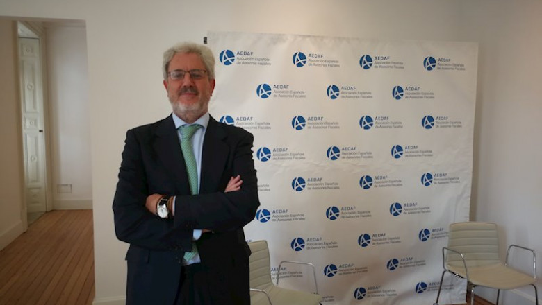 El presidente de la Asociación Española de Asesores Fiscales (Aedaf), José Ignacio Alemany Bellido, ha asegurado que el impuesto al diésel, una tasa medioambiental, "busca reducir" su consumo, si bien "no cree que sea" el método "más adecuado" para est | EUROPA PRESS - Archivo ep el presidente de la asociacion espanola de asesores fiscales aedaf jose ignacio alemany bellido
