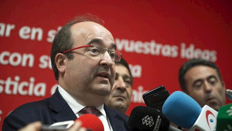 ep el primer secretario del psc miquel iceta atiende a los medios con motivo de su participacion en