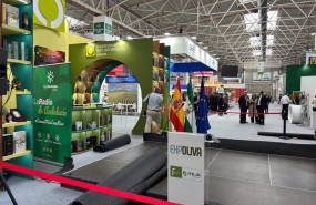 ep estand de cooperativas agro alimentarias en expoliva 2025